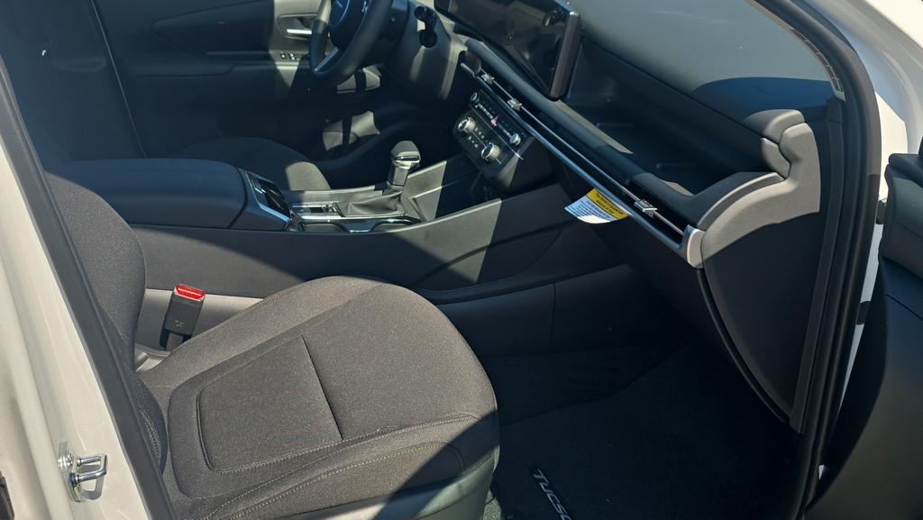 2026 Hyundai Tucson SE - Photo 13