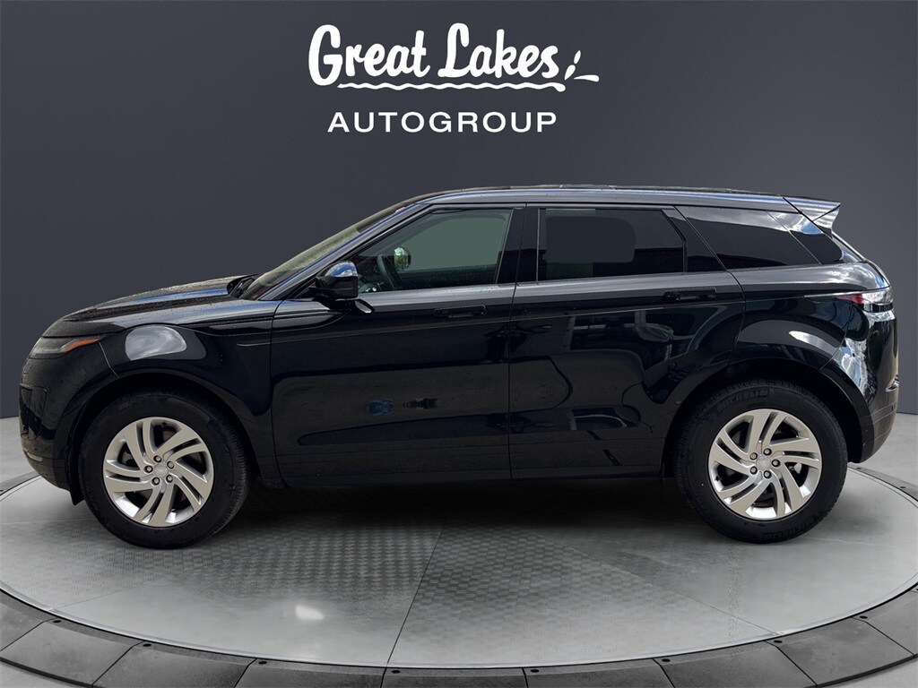 2024 Land Rover Range Rover Evoque S photo 2
