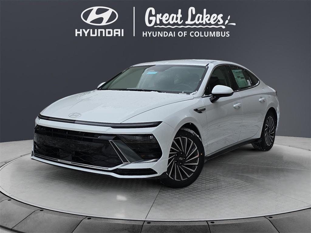 2025 Hyundai Sonata Hybrid