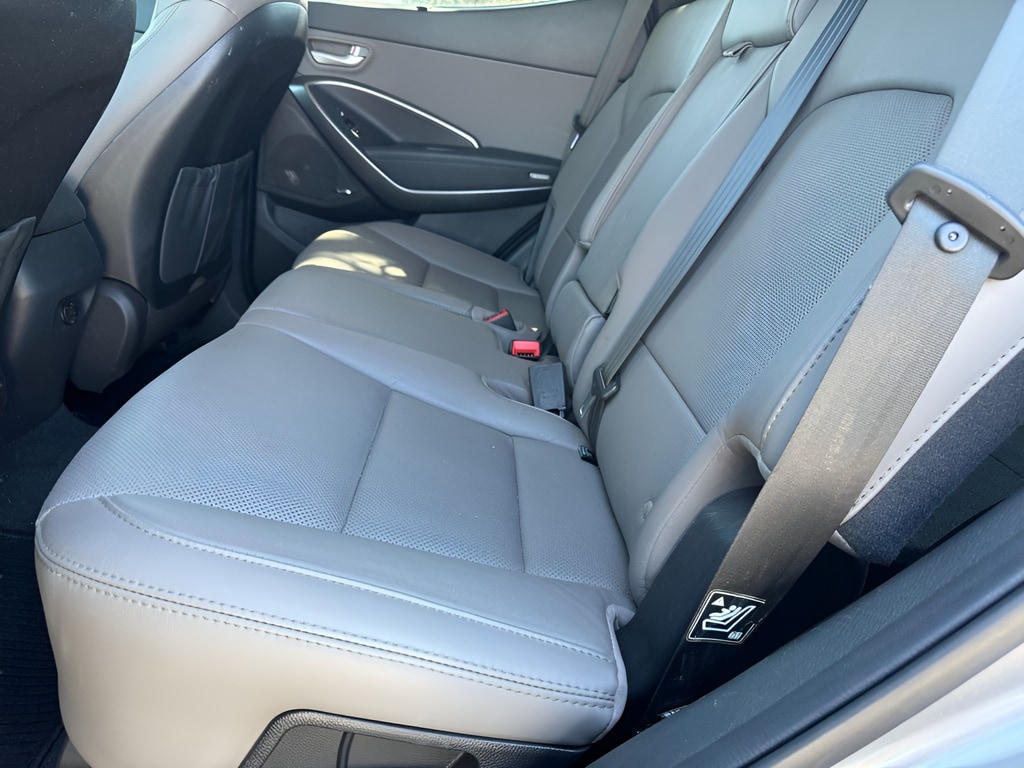 2017 Hyundai Santa Fe Sport 2.0T - Photo 16