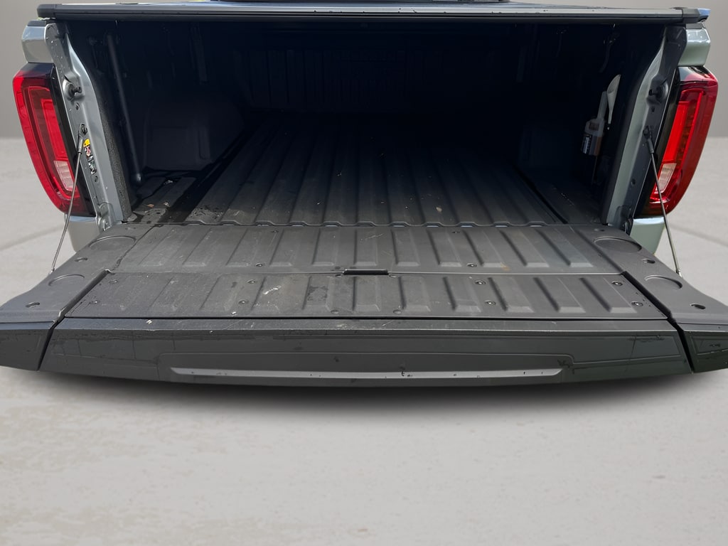 2024 GMC Sierra 1500 SLT - Photo 11