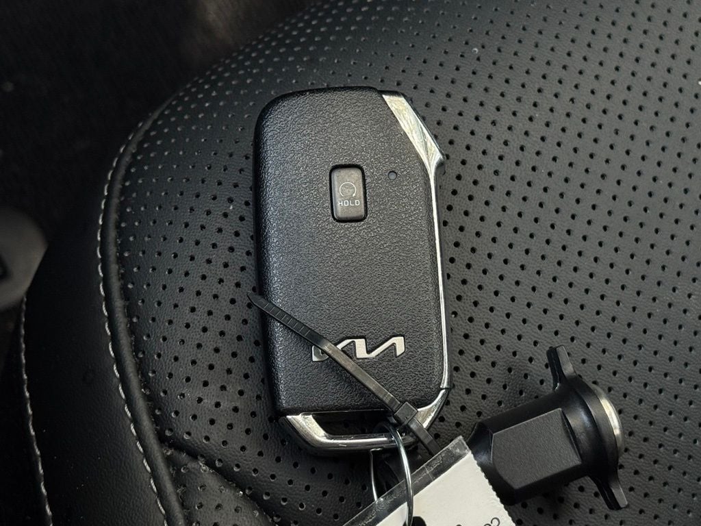 2023 Kia EV6 Wind - Photo 31
