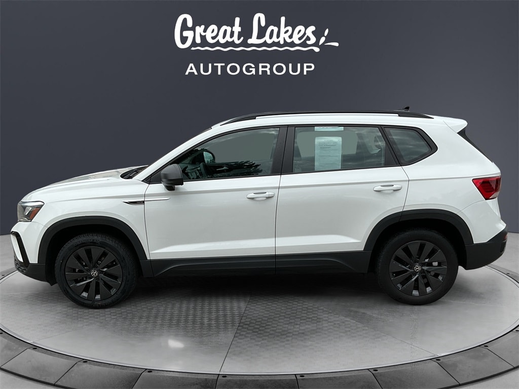 Used 2022 Volkswagen Taos S with VIN 3VVCX7B23NM008907 for sale in Columbus, OH
