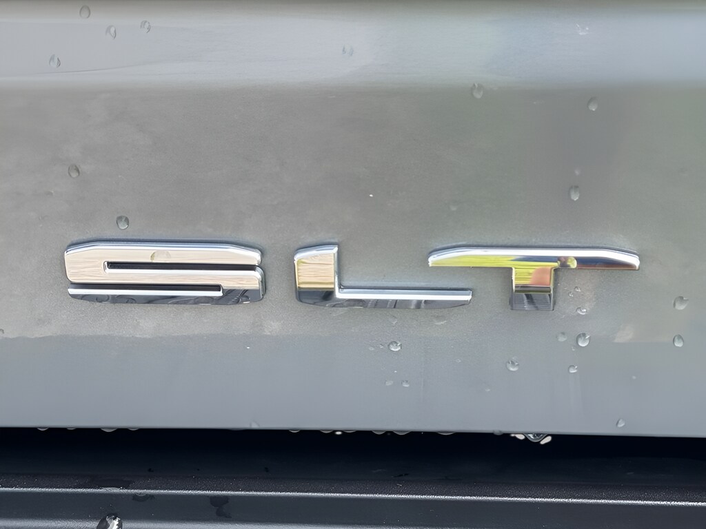 2024 GMC Sierra 1500 SLT - Photo 10