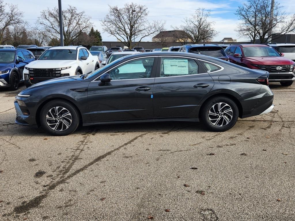 New 2026 Hyundai Sonata Hybrid Blue Sedan