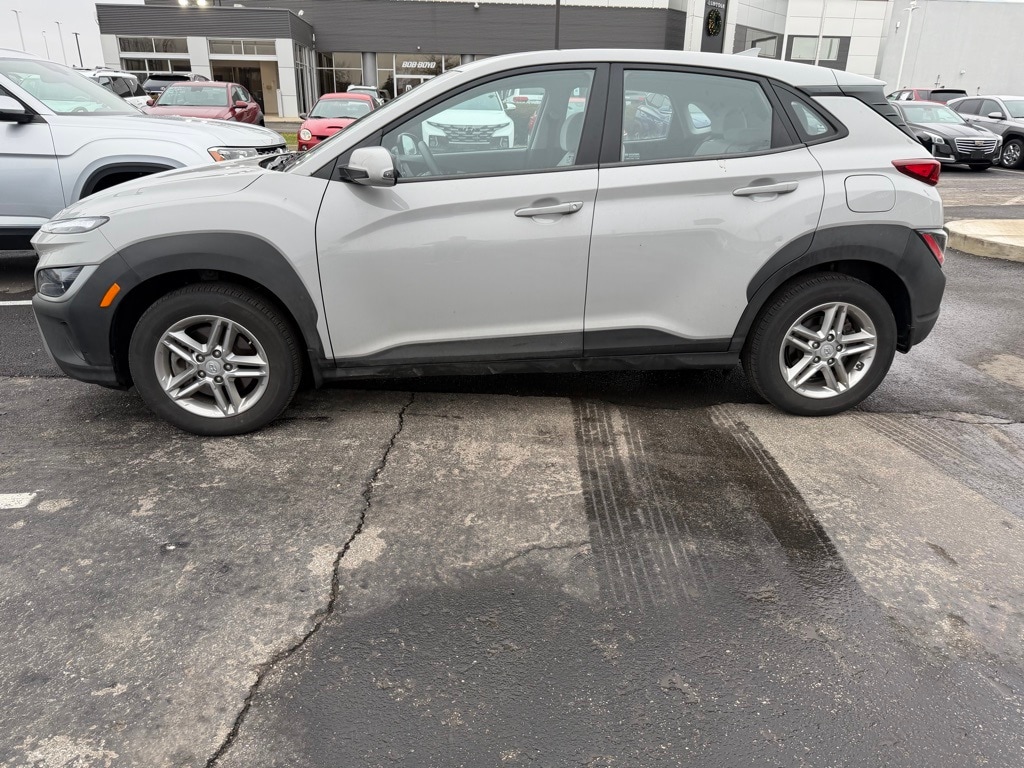2023 Hyundai Kona SE's photo