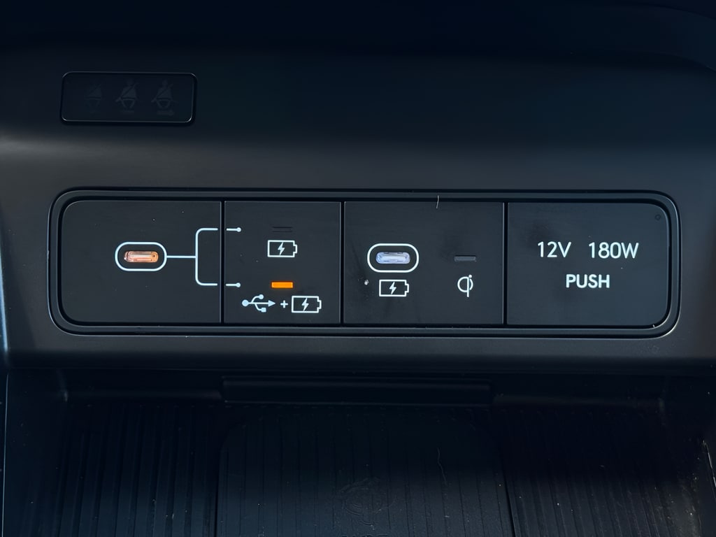 2024 Hyundai Kona Limited - Photo 31