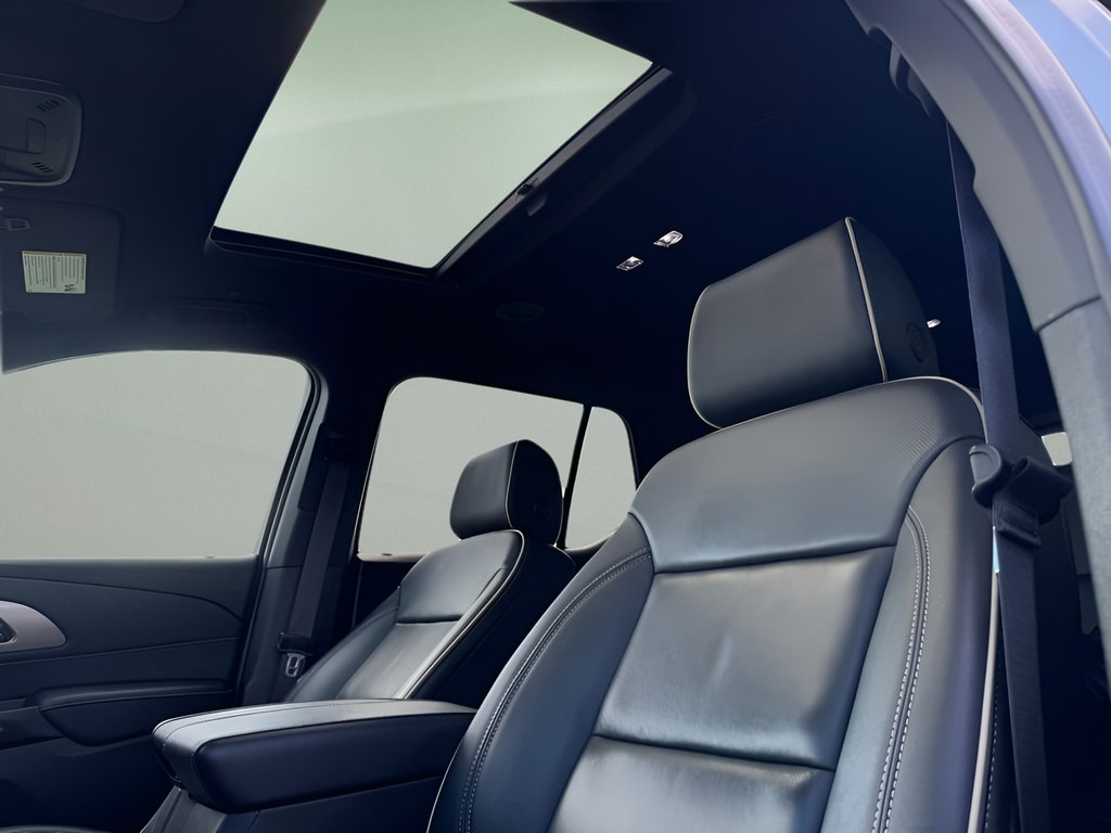 2023 Chevrolet Traverse Premier - Photo 20