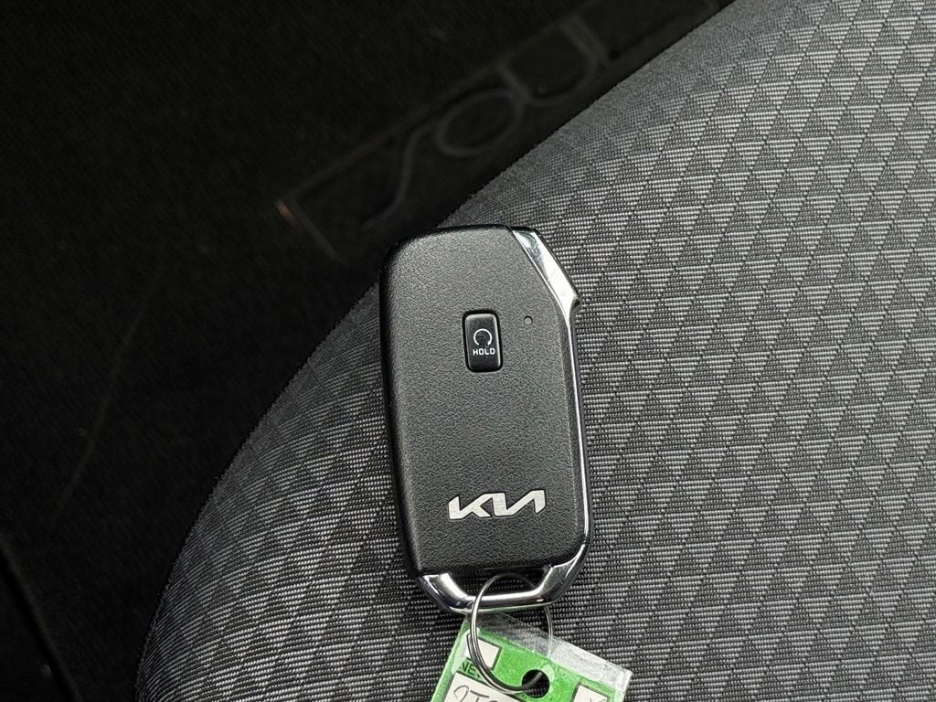 2023 Kia Soul S - Photo 33