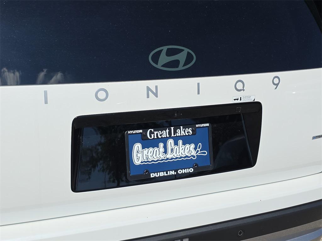 2026 Hyundai IONIQ 9 SE - Photo 13