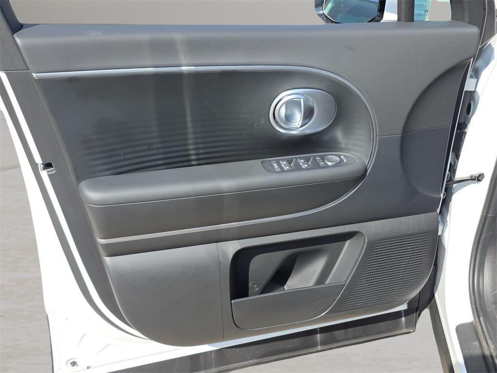 2026 Hyundai IONIQ 9 SE - Photo 19