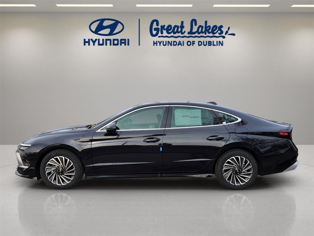 New 2026 Hyundai Sonata Hybrid SEL Sedan