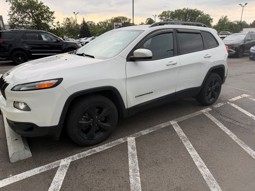 2018 Jeep Cherokee Latitude's photo