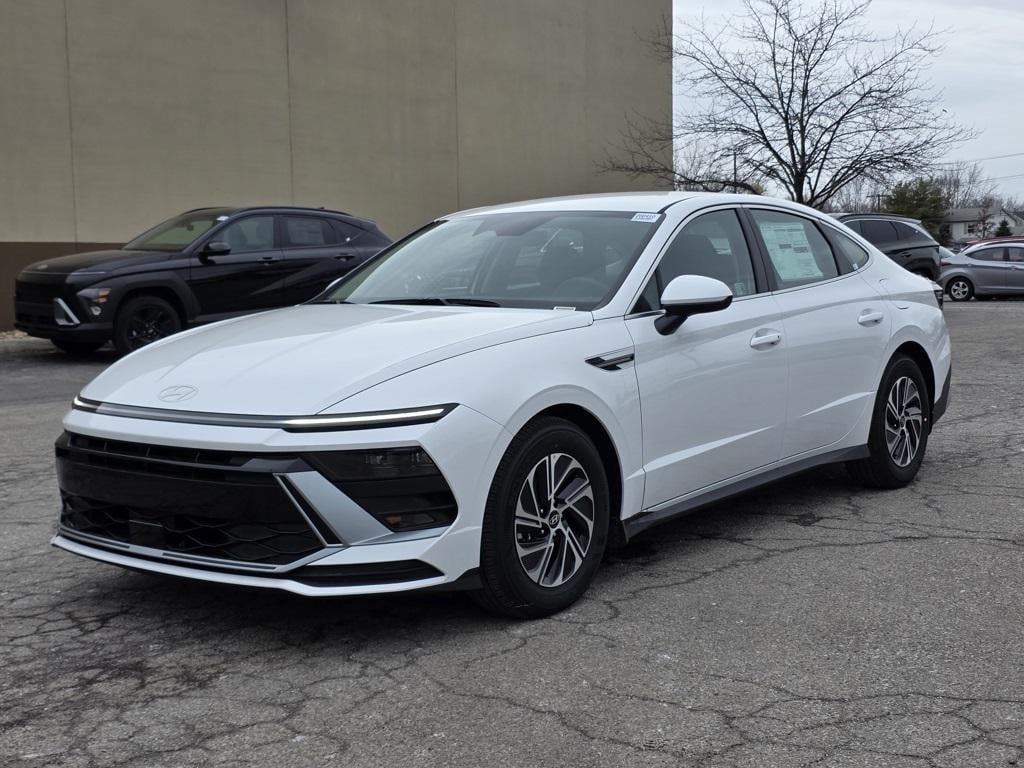 New 2026 Hyundai Sonata Hybrid Blue Sedan