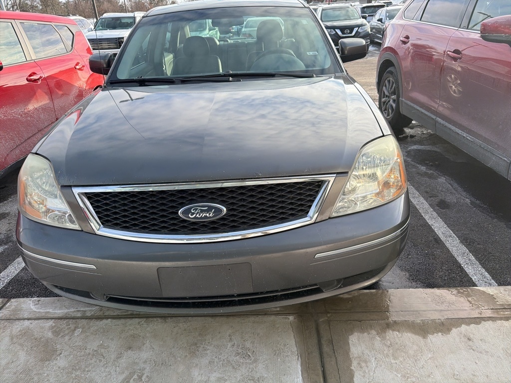 Used 2006 Ford Five Hundred SEL Sedan