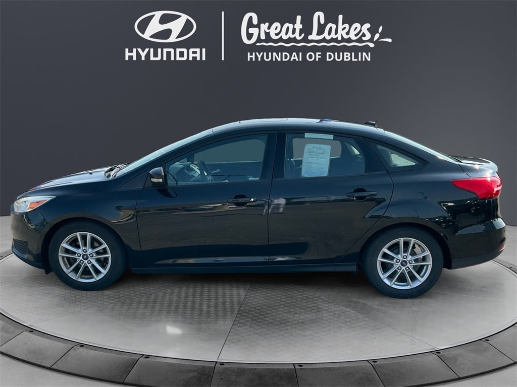 Used 2015 Ford Focus SE with VIN 1FADP3F20FL216807 for sale in Columbus, OH