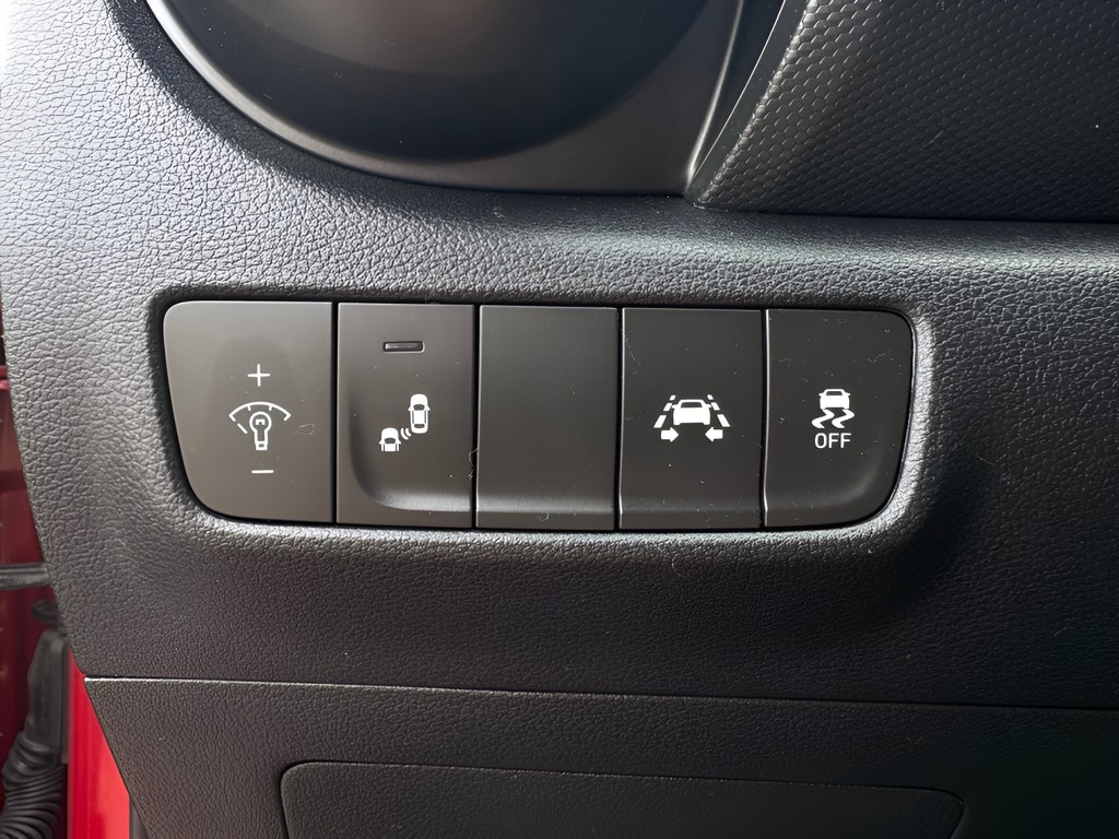 2020 Hyundai Kona SEL - Photo 23
