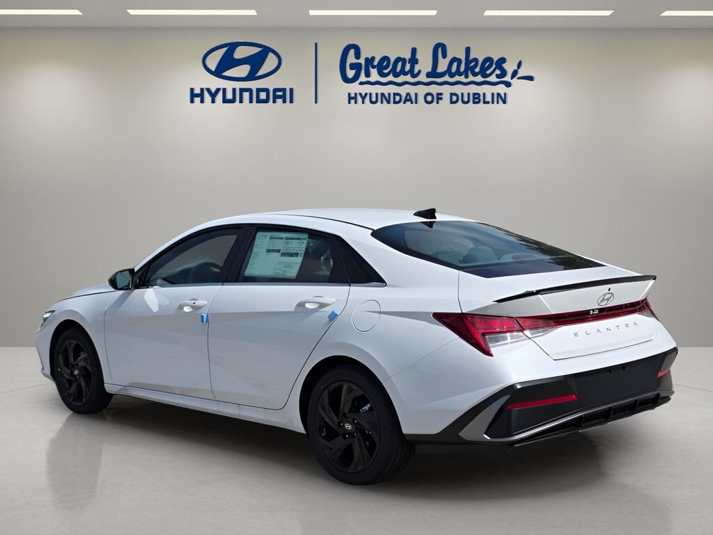 New 2026 Hyundai Elantra SEL Sport Premium Sedan