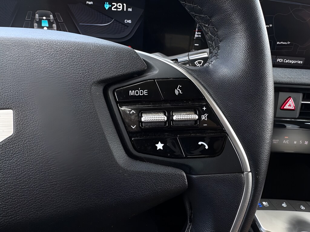 2023 Kia EV6 Wind - Photo 23