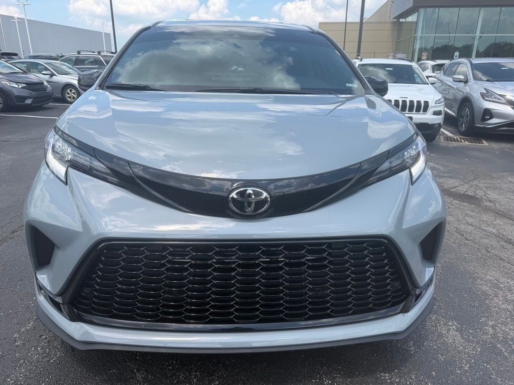 Used 2026 Toyota Sienna XSE 7 Passenger Van Passenger Van