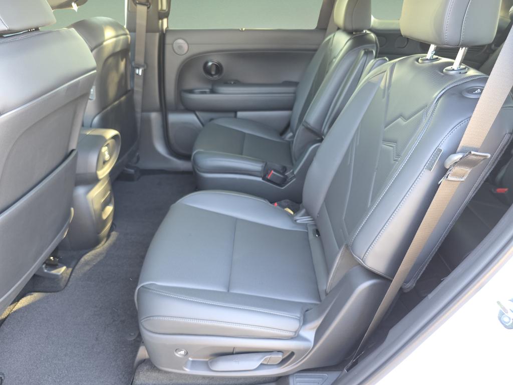 2026 Hyundai Palisade XRT Pro - Photo 17