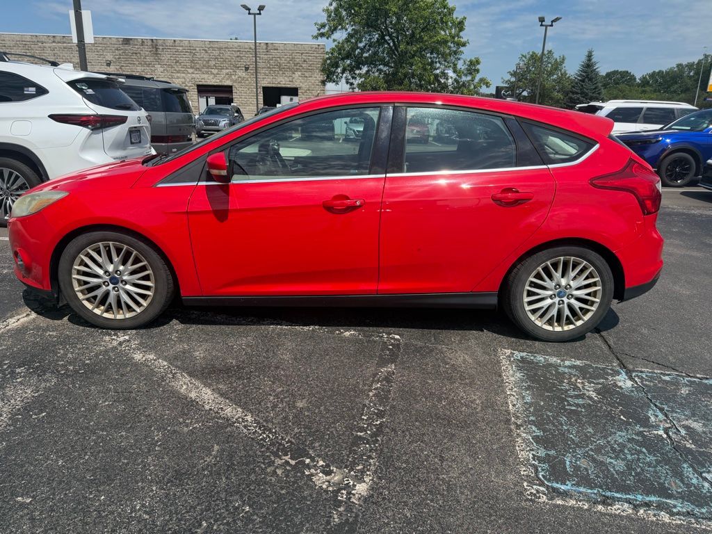 2012 Ford Focus 5 Door Hatch SEL's photo