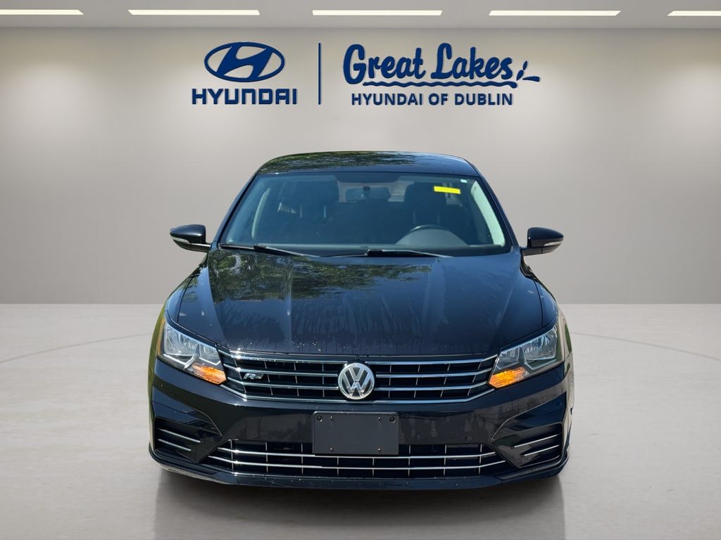 2017 Volkswagen Passat R-Line - Photo 8