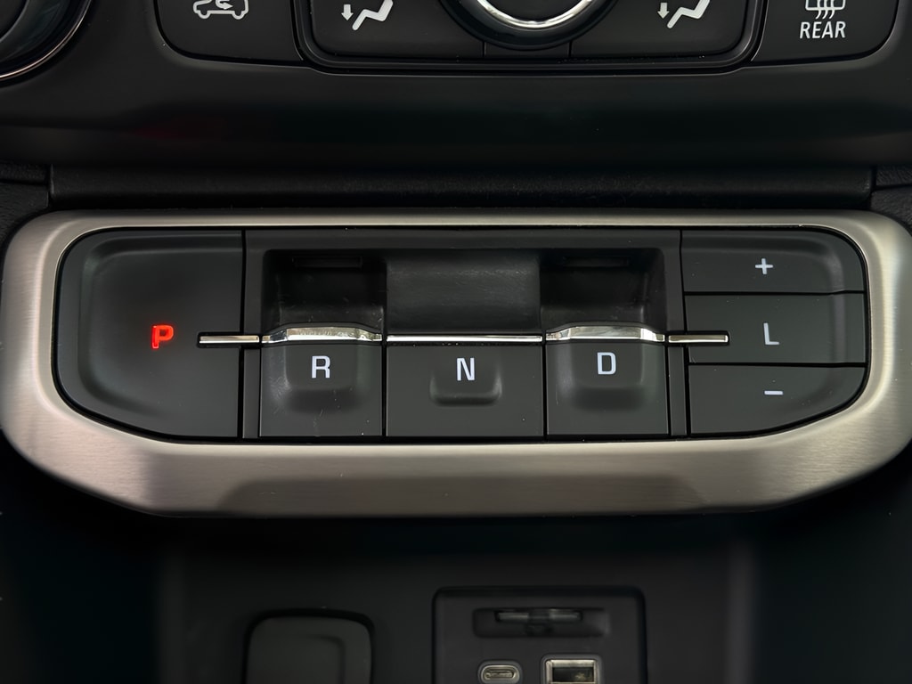 2020 GMC Acadia Denali - Photo 34