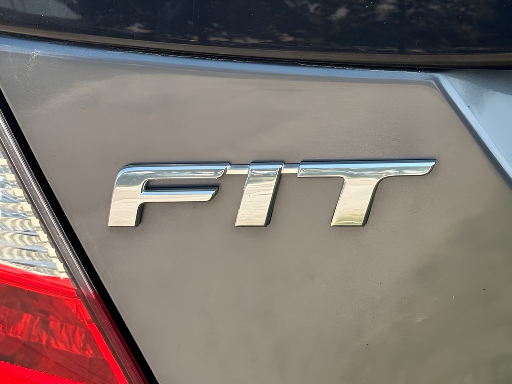 2015 Honda Fit LX - Photo 9
