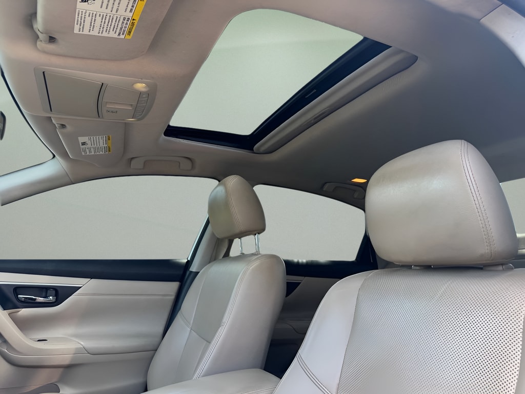 2016 Nissan Altima SL - Photo 15