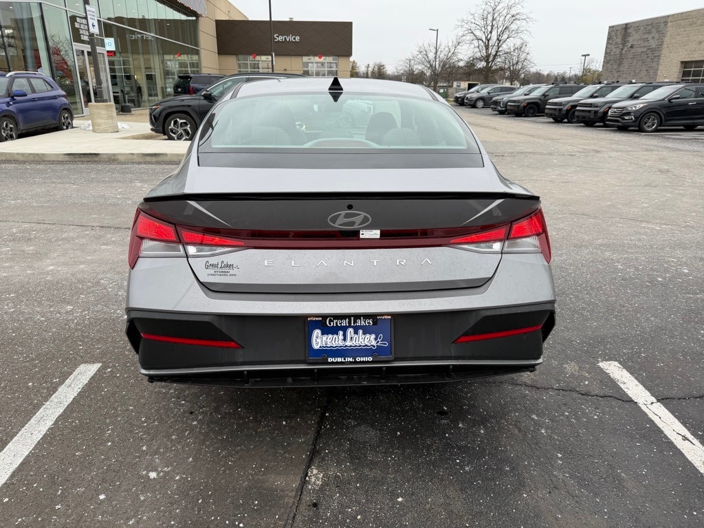 Used 2025 Hyundai Elantra SEL Sport Sedan