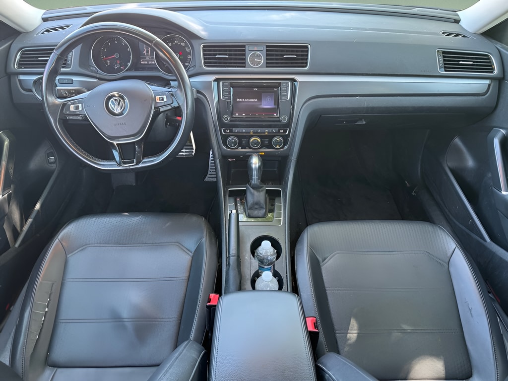 2017 Volkswagen Passat R-Line - Photo 20