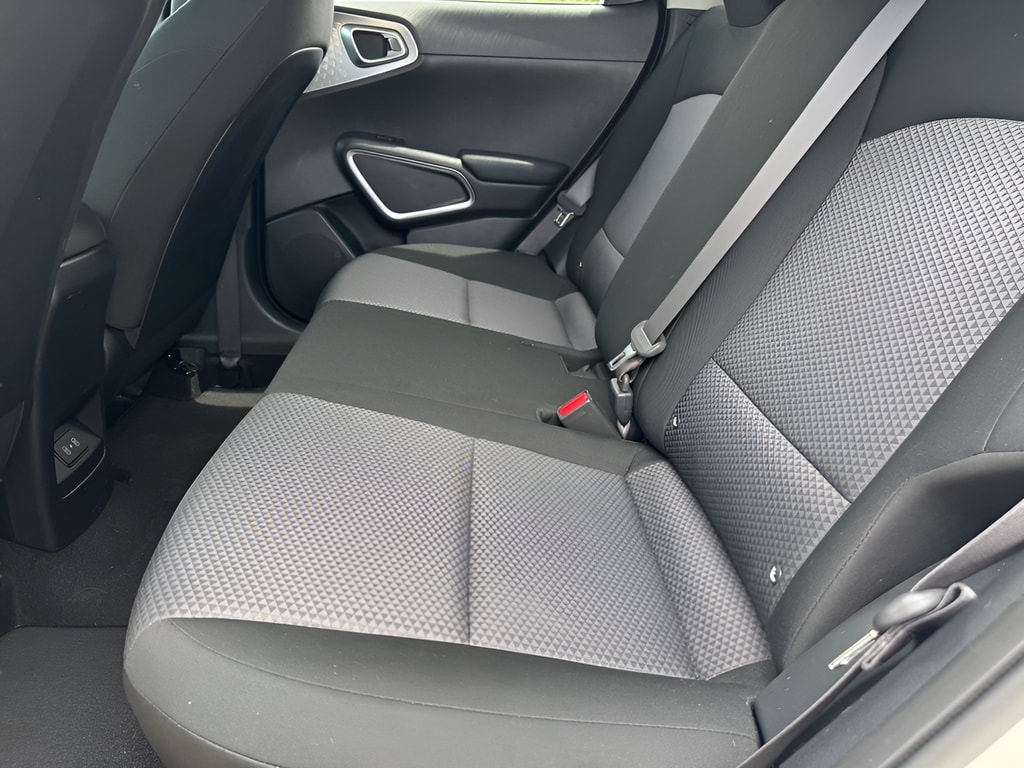 2023 Kia Soul S - Photo 14