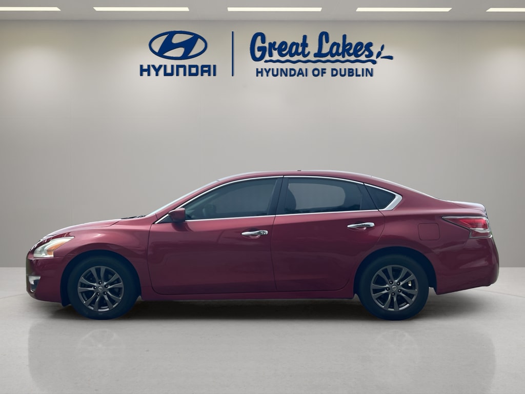Used 2015 Nissan Altima S with VIN 1N4AL3AP9FC126735 for sale in Columbus, OH