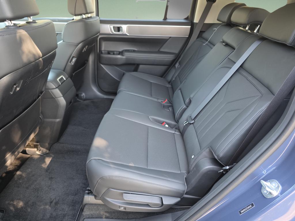 2026 Hyundai Santa Fe SEL - Photo 17