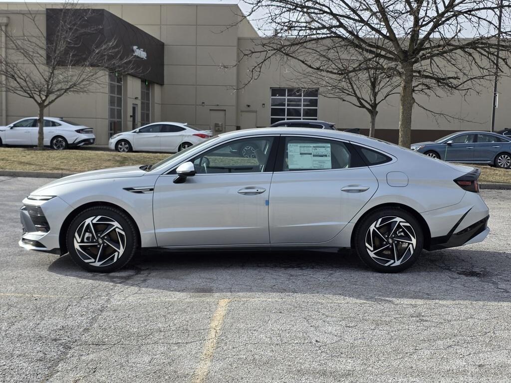 New 2026 Hyundai Sonata SEL Sport Sedan