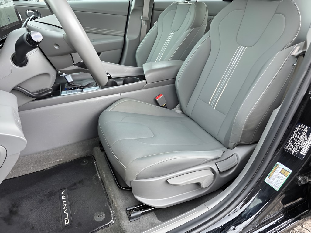2024 Hyundai Elantra SEL - Photo 18