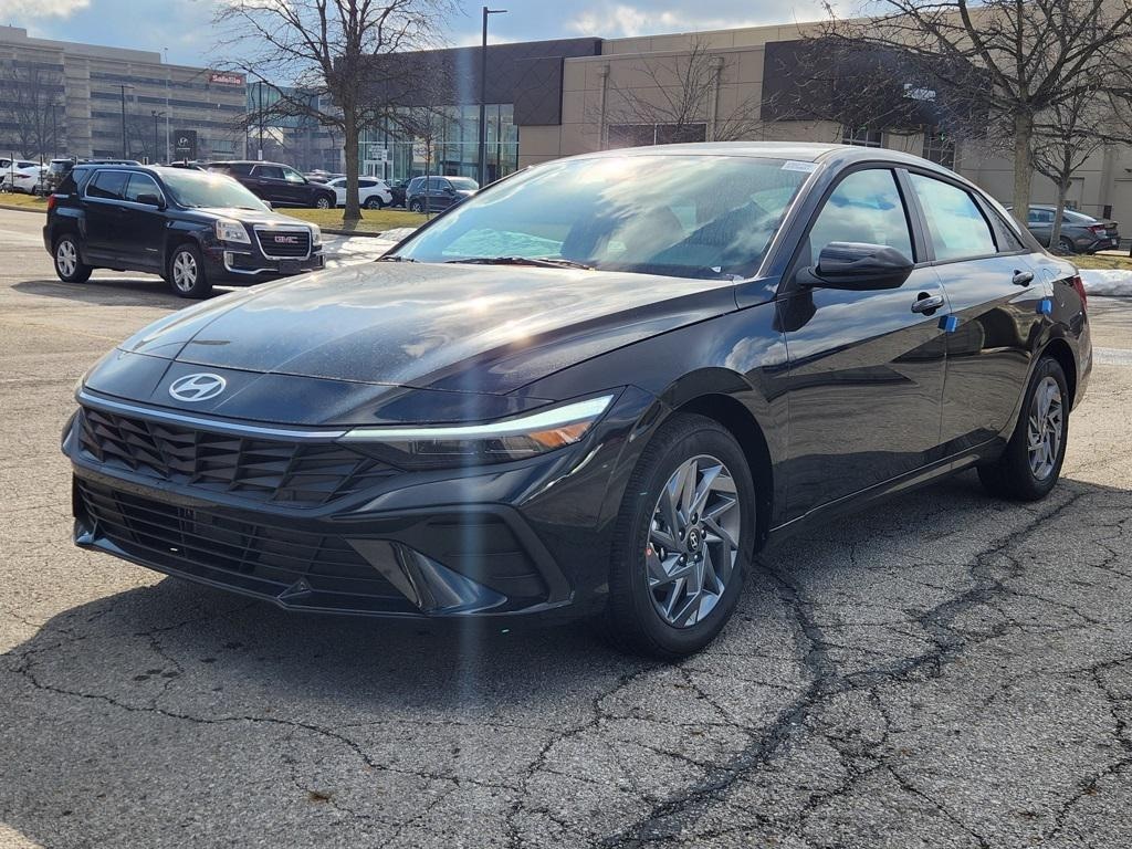New 2026 Hyundai Elantra Hybrid Blue Sedan