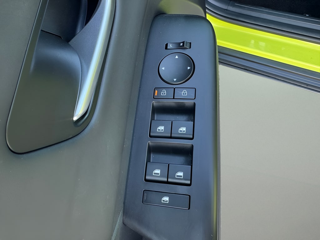 2024 Hyundai Kona Limited - Photo 16
