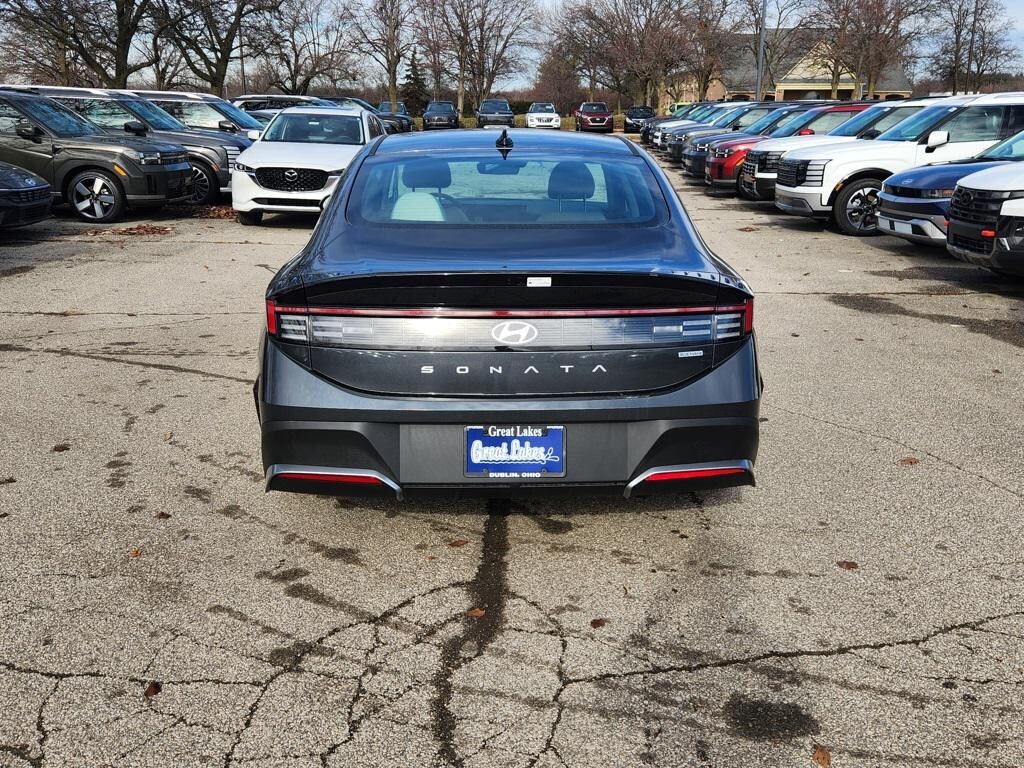 New 2026 Hyundai Sonata Hybrid Blue Sedan