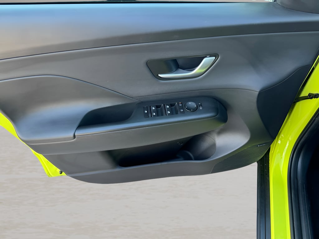 2024 Hyundai Kona Limited - Photo 15