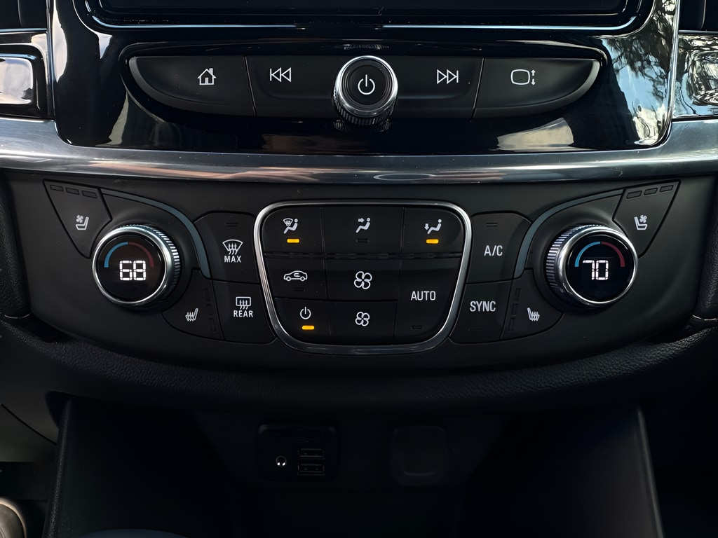 2023 Chevrolet Traverse Premier - Photo 31