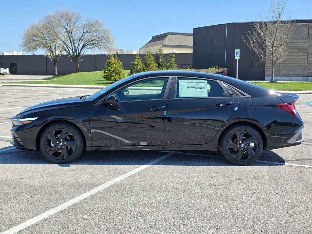 New 2026 Hyundai Elantra SEL Sport Sedan