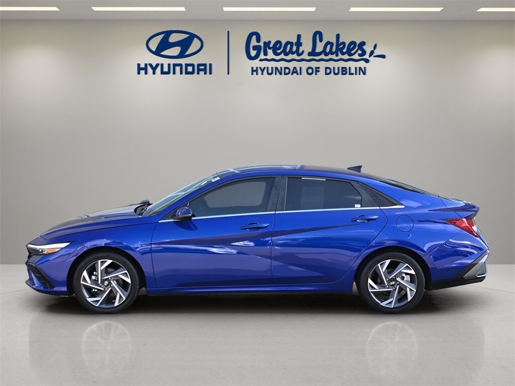 Used 2025 Hyundai Elantra Limited Sedan