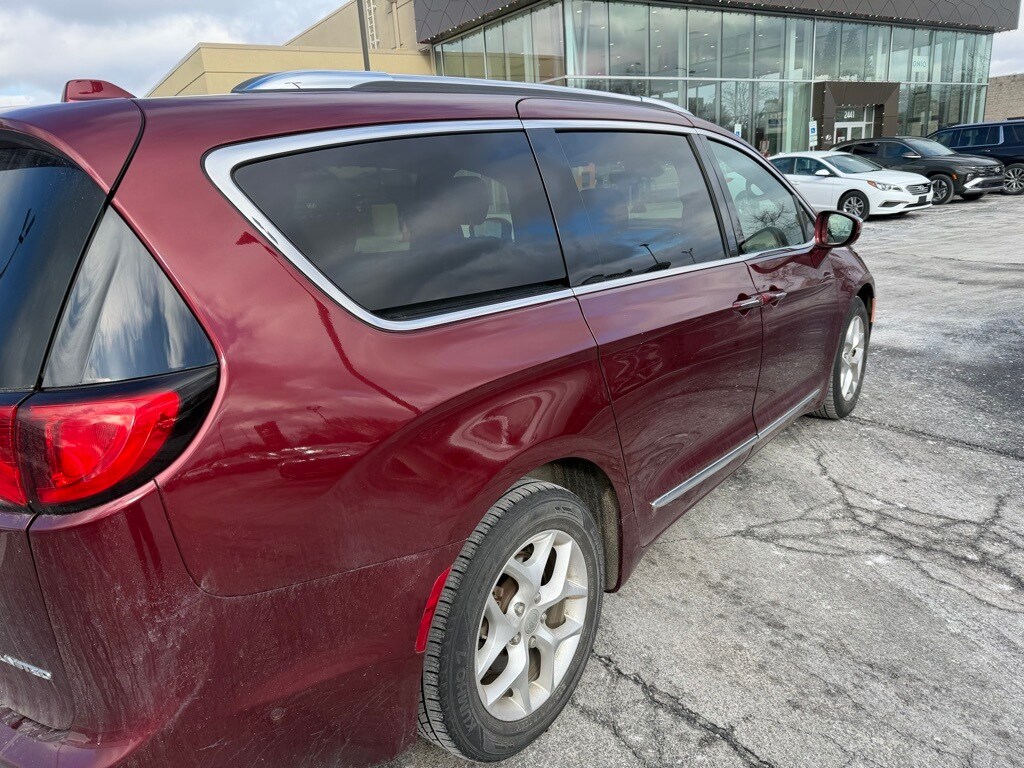 Used 2020 Chrysler Pacifica Limited Van Passenger Van