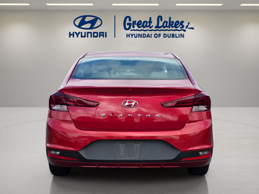Used 2020 Hyundai Elantra SE Sedan