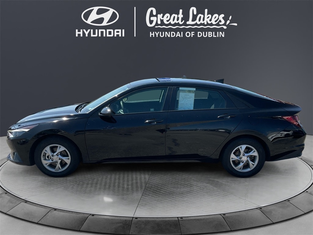 Used 2021 Hyundai Elantra SE with VIN 5NPLL4AG1MH012609 for sale in Columbus, OH