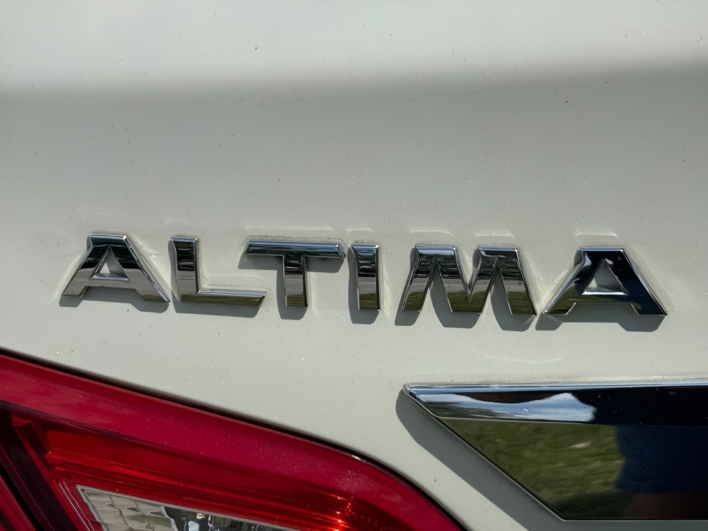 2016 Nissan Altima SL - Photo 31