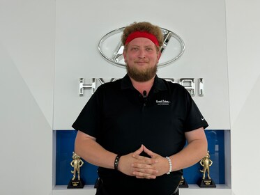 Staff member Zachary Owens from ID_bd7045