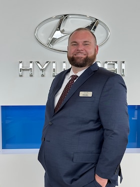 Staff member Tyler Bryant from ID_bd7045